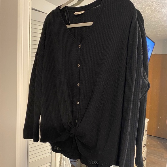 Plus size sweater - Picture 4 of 4